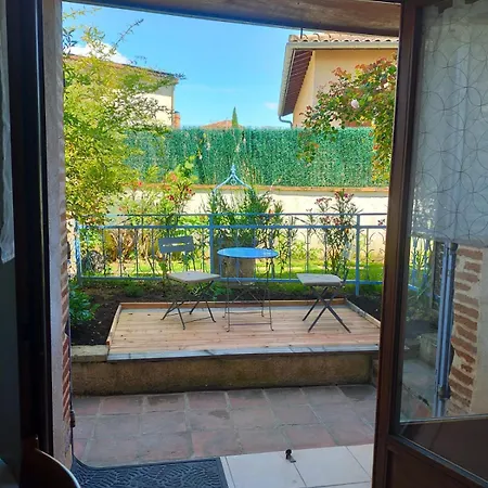 La Roseraie Avec Jardin Privatif Proche Centre *